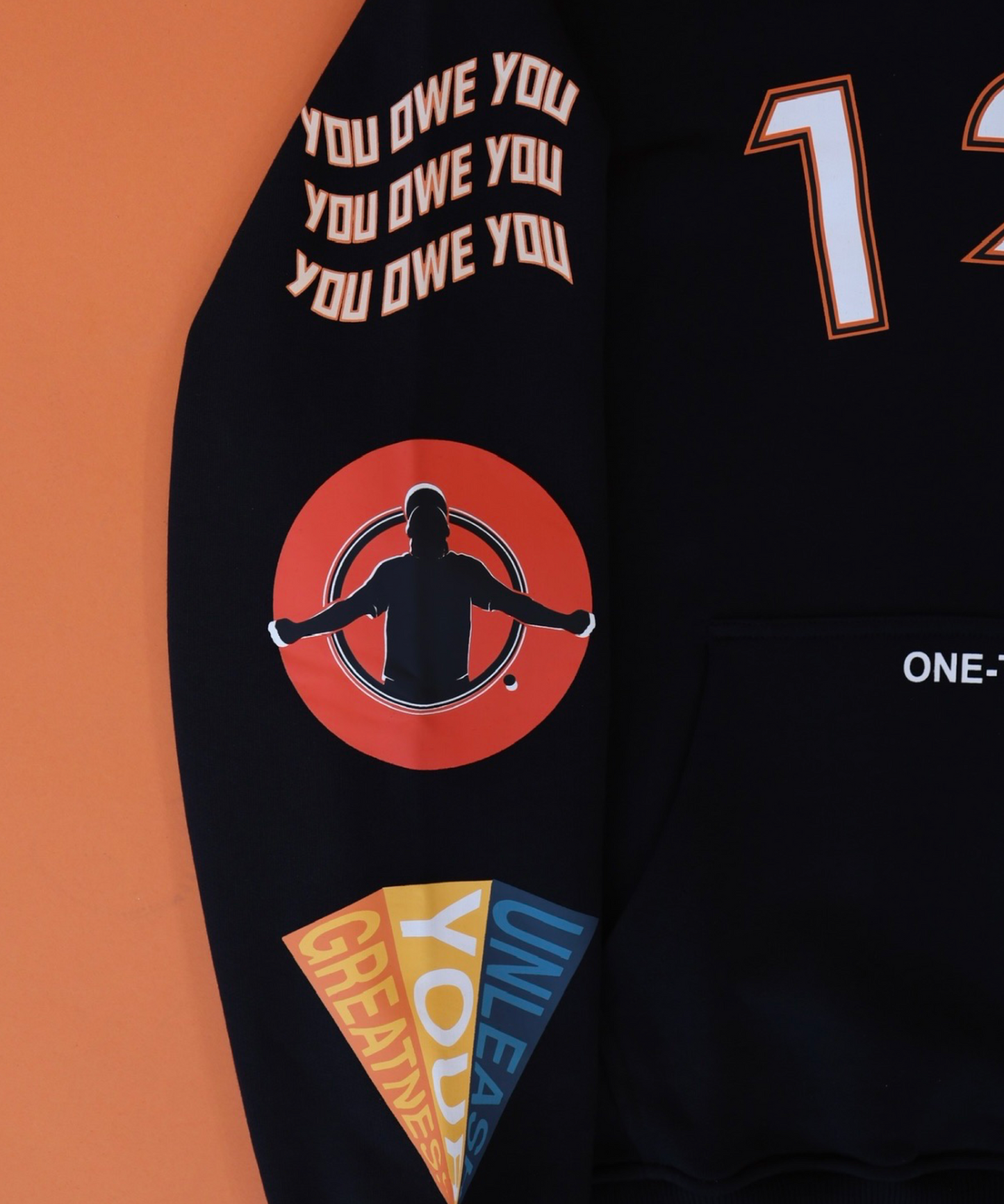 120 HOODIE